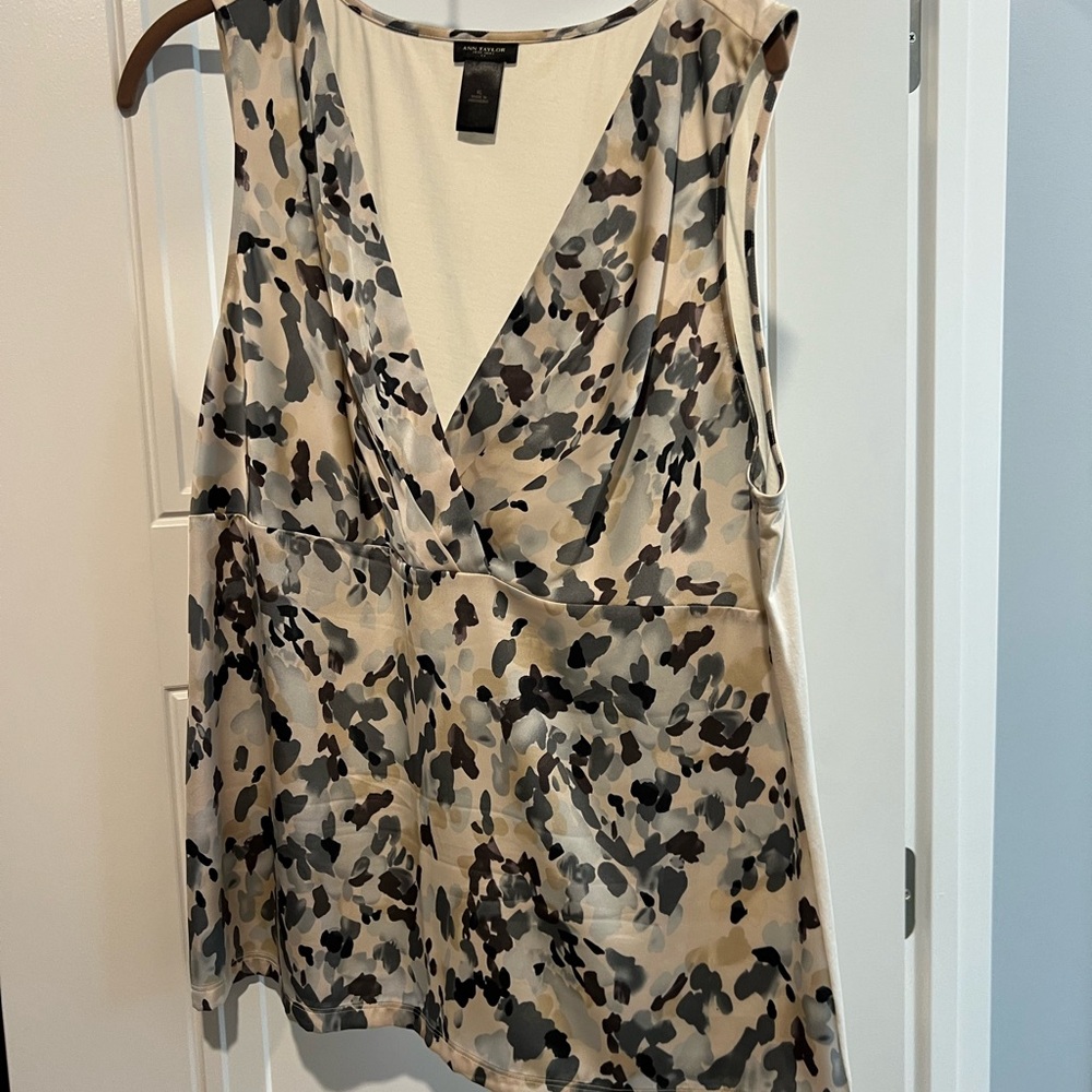 Ann Taylor-XL satin sleeveless top with stretch back